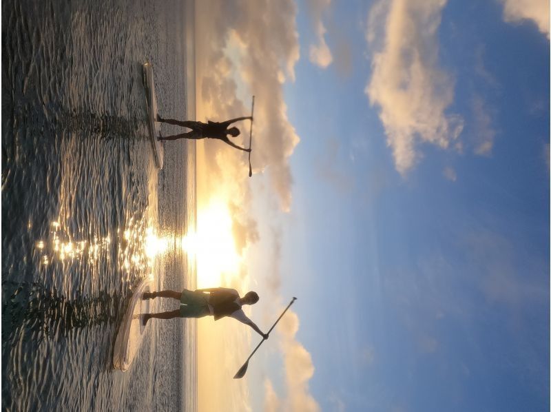 [Miyakojima - Industry First] ⭐️Former USJ Dancer as Guide⭐Sunrise SUP Tour [Fully Private] Limited to one group! "A thrill on the tranquil sea."の紹介画像