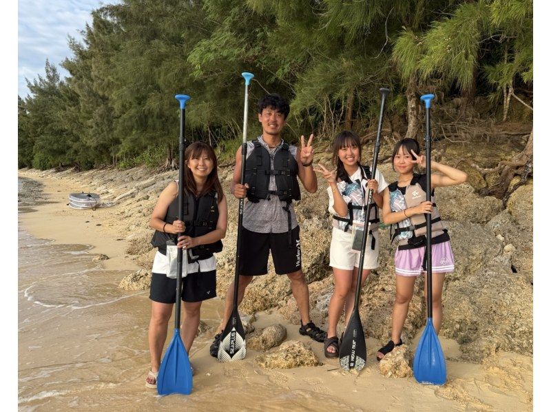 [Miyakojima | SUP] On the day ◎ Filmed with a SLR camera | Spectacular sunset SUP <Free high-resolution data>の紹介画像