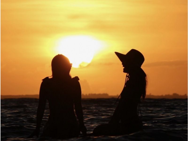 [Miyakojima / Same-day reservations OK!!] ★ Miyakojima spectacular sunset SUP ★ Includes photography with a single-lens reflex camera!! All high-resolution photo data is free!!の紹介画像