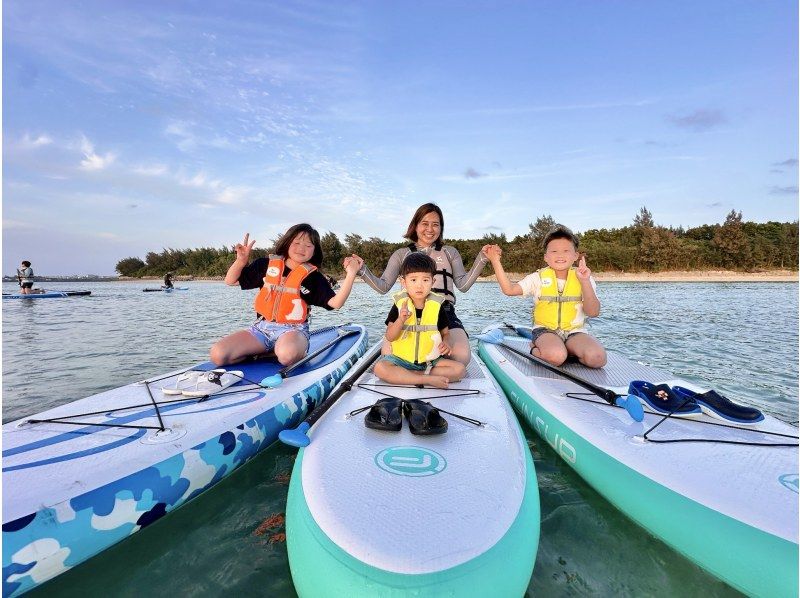 [Miyakojima | SUP] On the day ◎ Filmed with a SLR camera | Spectacular sunset SUP <Free high-resolution data>の紹介画像