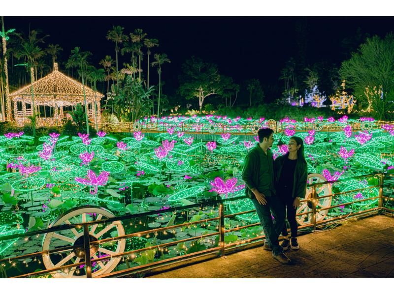 オープントップバスで行く！東南植物楽園イルミネーション（夕食付）＆北谷アメリカンビレッジ立ち寄り！★クリスマスイルミネーションバスツアー★の紹介画像