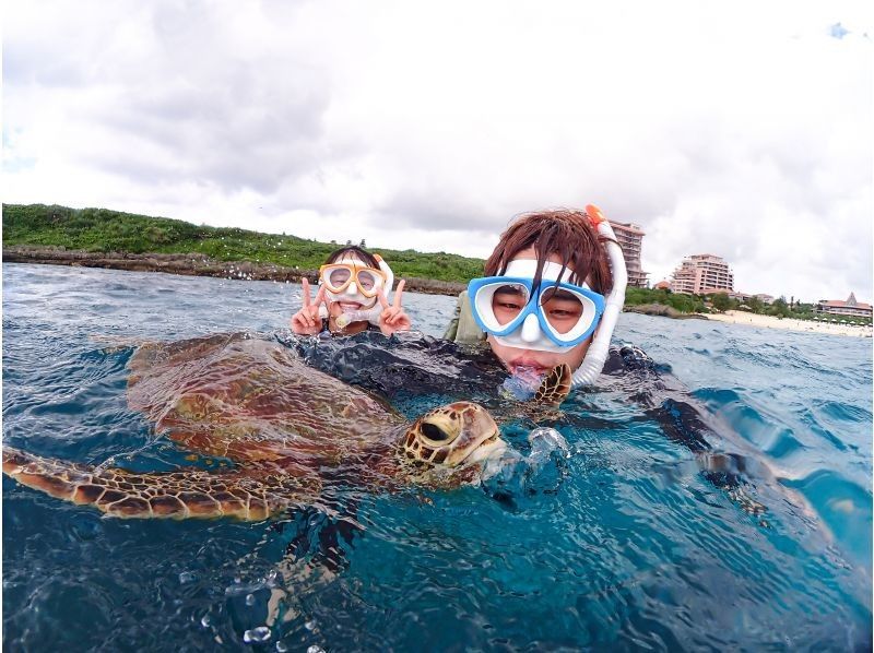 沖縄県・宮古島【1組限定】ウミガメと過ごす特別な2時間！完全貸切プライベートシュノーケリング！の紹介画像