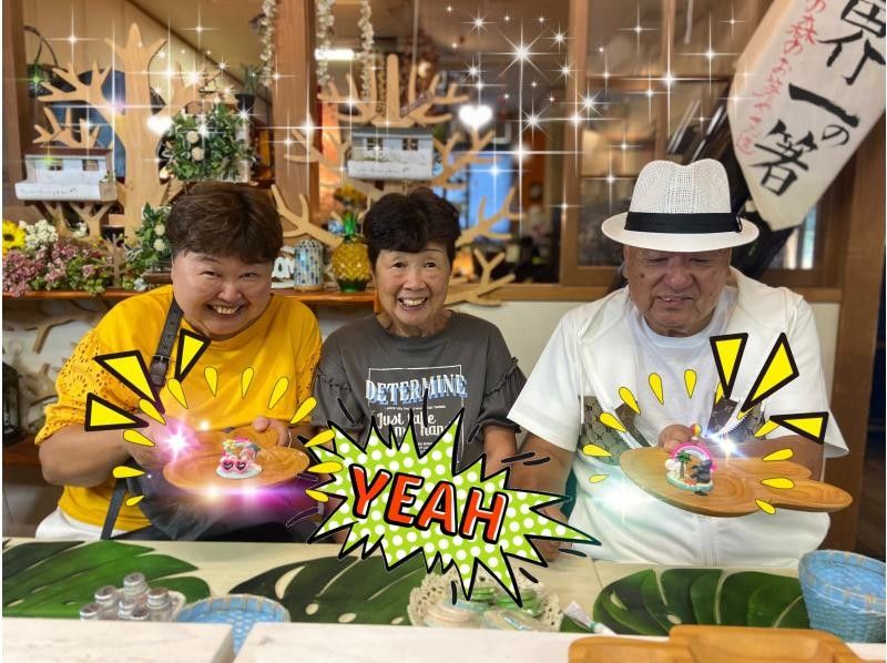  【秋田・横手】＜ふるさと村・つつじの森＞ミニチュア6個付き！スノードーム作り体験♫キラキララメが舞う小さな世界･:*.思い出をカタチに☆の紹介画像