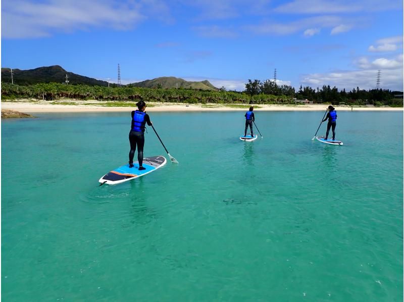 【沖縄・東海岸】お正月限定！！初日の出をサップの上で迎えよう！！サップが初めての方でも専門ガイドが丁寧にレクチャー！お写真無料提供