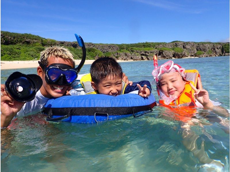 [Miyakojima / Same-day reservations OK!!] ★Sea turtle snorkeling & Churaumi snorkeling! Observe beautiful tropical fish!の紹介画像