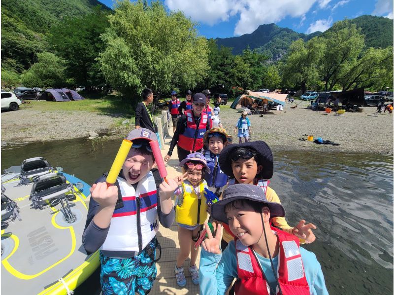 [Yamanashi / Saiko] A large boat that everyone can ride! "Mirage iTrek Fiesta 60 Minutes Rental"の紹介画像
