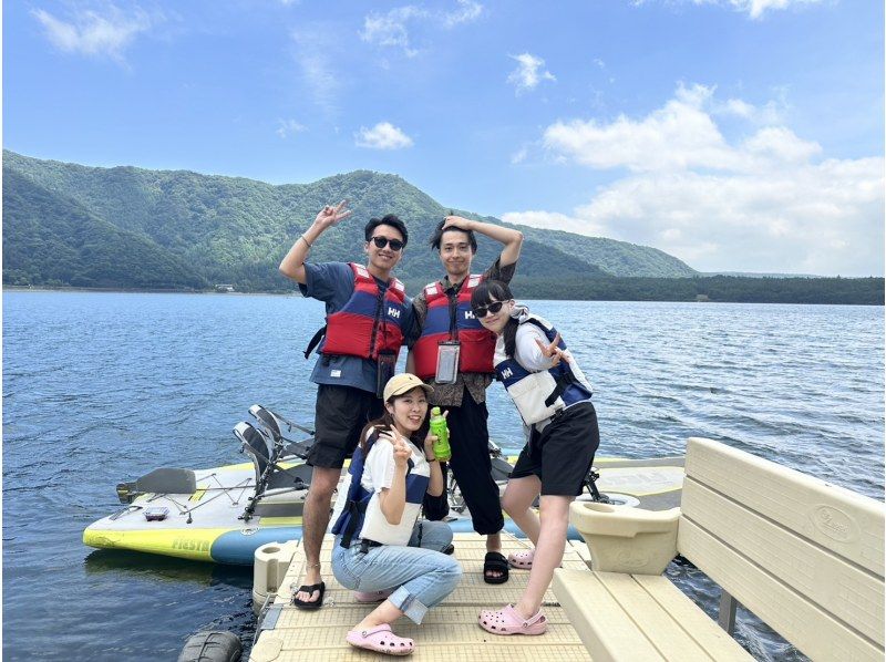 [Yamanashi / Saiko] A large boat that everyone can ride! "Mirage iTrek Fiesta 60 Minutes Rental"の紹介画像