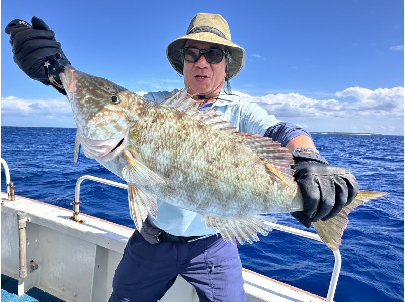 【石垣島・完全貸切】大物が狙える！船で行く1日ルアーフィッシング！！（手ぶらOK、写真プレゼント）の紹介画像