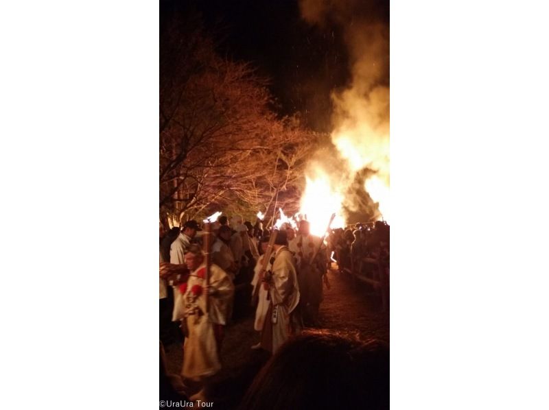 【3月2日限定！】東大寺二月堂お水取りの始まり！若狭のお水送り～千人の松明行列に参加！～〈専用車1台8名様限定〉の紹介画像