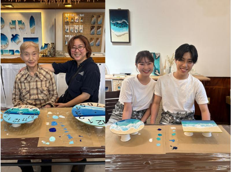 【宮古島・当日予約OK】空港5分・雨の日も満喫｜送料無料！「波」の感動体験！レジンアートコースター作り｜お子様も大人も夢中の波作り体験の紹介画像