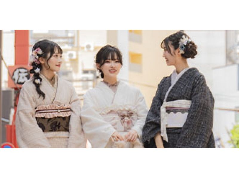 [Kanagawa/Yokohama] Retro Premium ★ Enjoy coordinating your outfit with an antique kimono ♪ Hairstyling and dressing included!の紹介画像