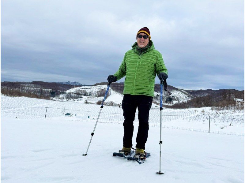 【北海道・余市】幻想的な雪景色と余市ワインを五感で堪能♪ ワイナリースノーハイク・余市産ワイン試飲&スノーウェアもレンタル無料！の紹介画像