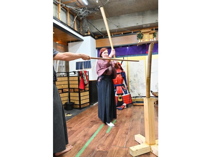 【OsakaCastle】 Experience the Samurai Sword Cutting Experienceの紹介画像