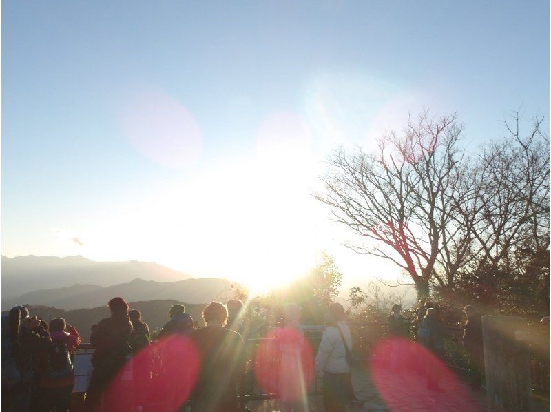 【東京・高尾山】12/20（日）開催！高尾山からダイヤモンド富士を見よう！ヨガ・気功で心身リフレッシュの紹介画像