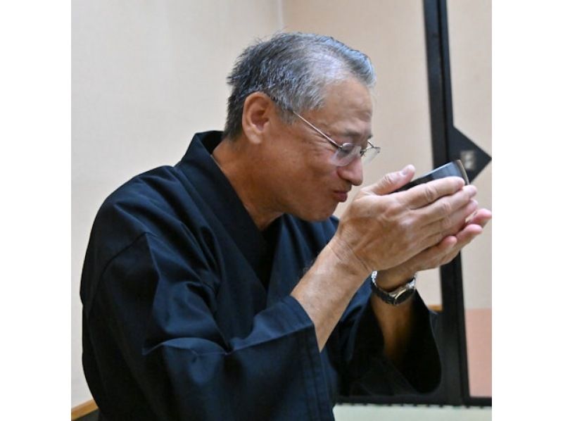 Learn Zen in a class of making Japanese sweets and Tea ceremony kimonoの紹介画像