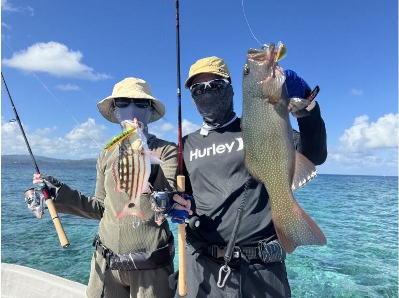 【沖縄・小浜島】美しいサンゴ礁で初めてのルアーフィッシング！手ぶらで参加OK、初心者限定ルアースクール。3時間コースの紹介画像