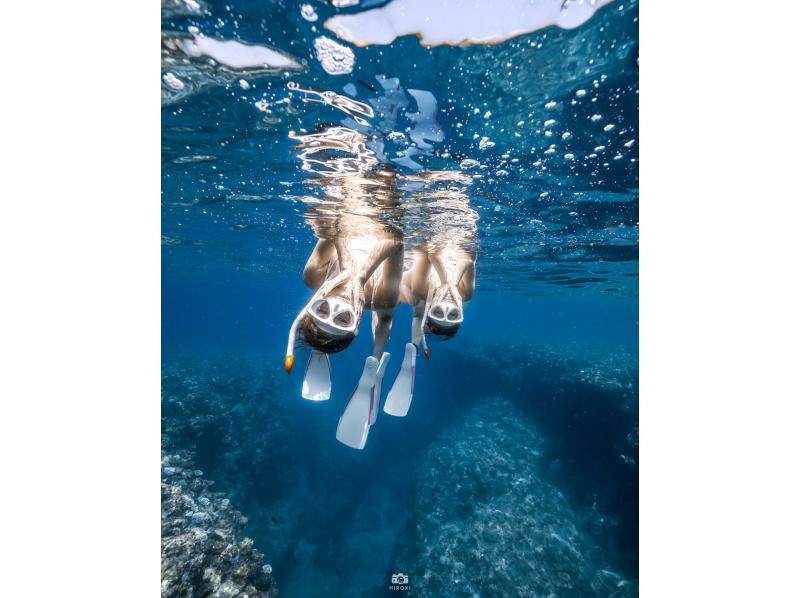 [Miyakojima] Private tour for one group! Skin diving <Photo course / 2.5 hours> ★Professional photographer selection + photo editing fee includedの紹介画像