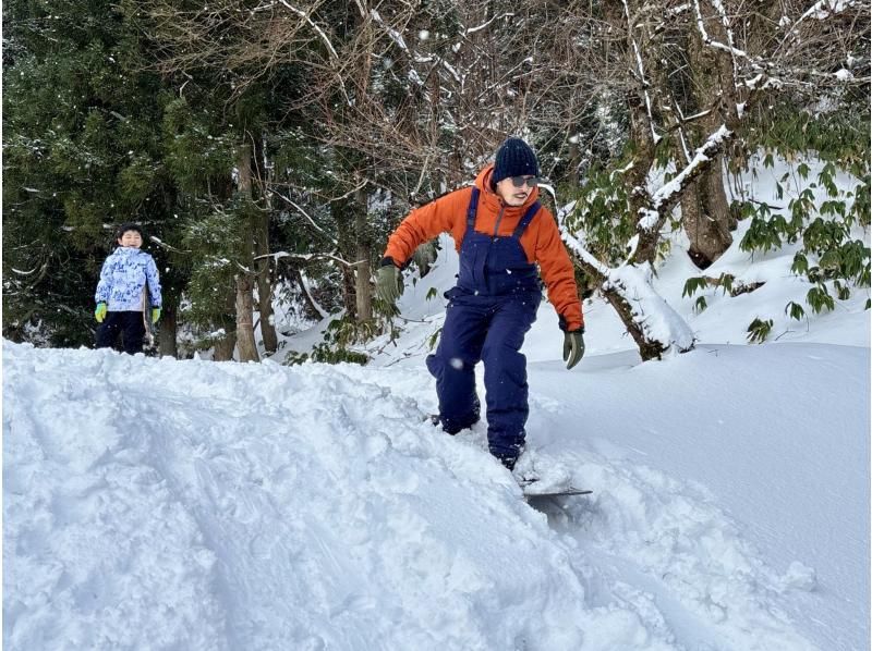 【山形・鮭川村】 雪板セッション＆サンプルシェイプ製作CAMPin鮭川村〈2月22～23日開催〉の紹介画像