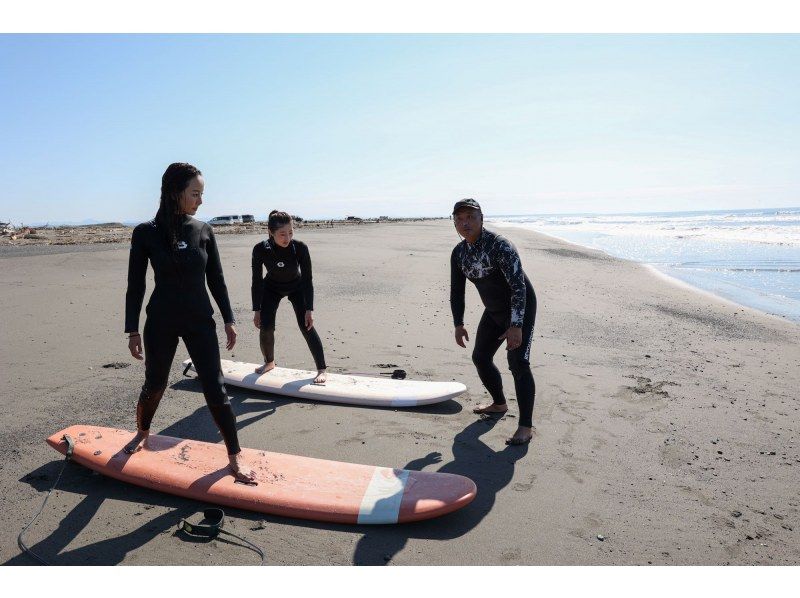 [Hokkaido, Hama-atsuma] Travelers are also welcome! Surfing experience lesson with transportation, insurance and rental! <Hama-atsuma Beach>の紹介画像