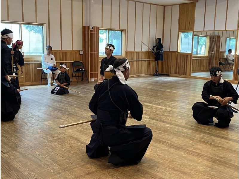 [Kawaguchi, Saitama] Experience the traditional Japanese martial art of Kendo! Everyone from children to adults can easily experience Kendo! Participants will receive an original hand towel as a gift!の紹介画像