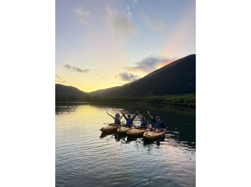 【奄美大島 / 1組様限定貸切案内】サンセットマングローブカヌーとアマミノクロウサギ探検ナイトツアーの紹介画像