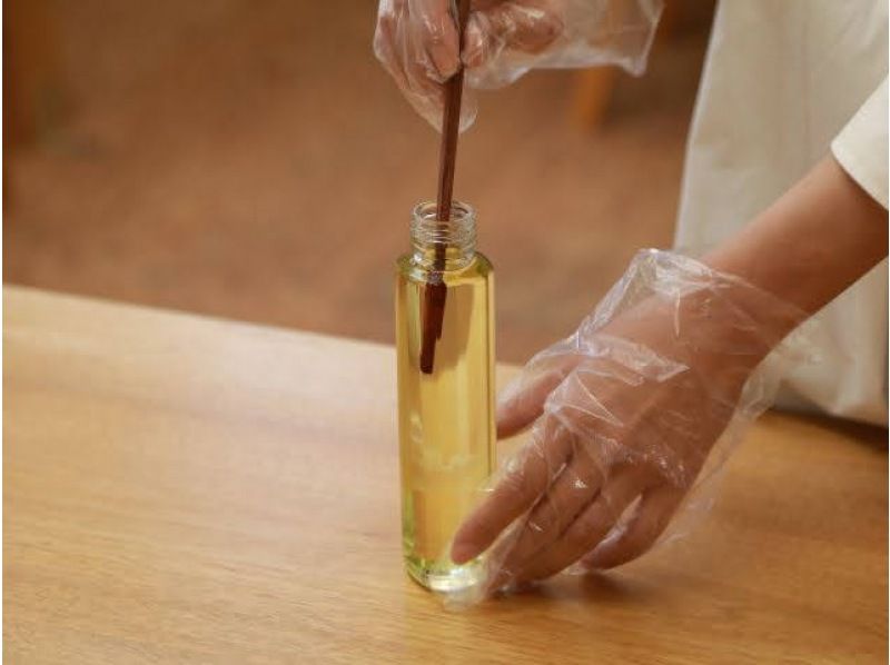 [Ginza, Tokyo]Experience making chopsticks using a plane!  NEW OPENING on 12/10!