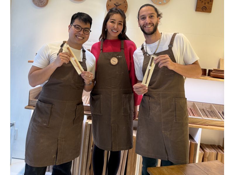 Experience making chopsticks using a plane in Ginza, Tokyo ♪ NEW OPENING on 12/10!の紹介画像