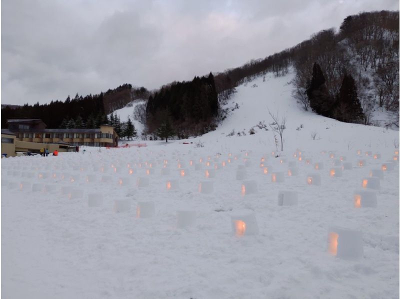 【1st Feb.】Akita-Yuzawa: Winter night with Giant icicles and Mini iglooの紹介画像