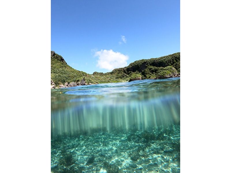 【沖縄・うるま市】美ら島海道島冒険ツアーライト！カヤックor SUP（1時間30分コース）の紹介画像