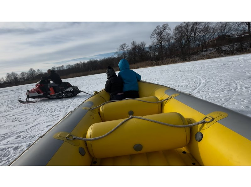 [Hokkaido, Tokachi] Snow rafting experience! Hot drinks included! Have fun at Sasatanuma, a lake shaped like Hokkaido!の紹介画像