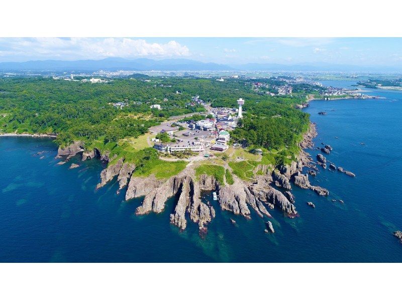 [Mikuni Town, Fukui Prefecture] Enjoy the spectacular view of Tojinbo from a bird's eye view! Virtual flight experience with a drone (from April 2013 onwards)の紹介画像