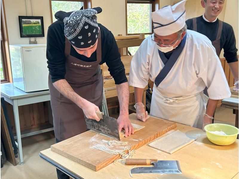 [Akita Prefecture, Hachimantai Town] Enjoy the blessings of Shirakami Mountains, take in the spectacular views, and experience soba-making with round-trip transportationの紹介画像