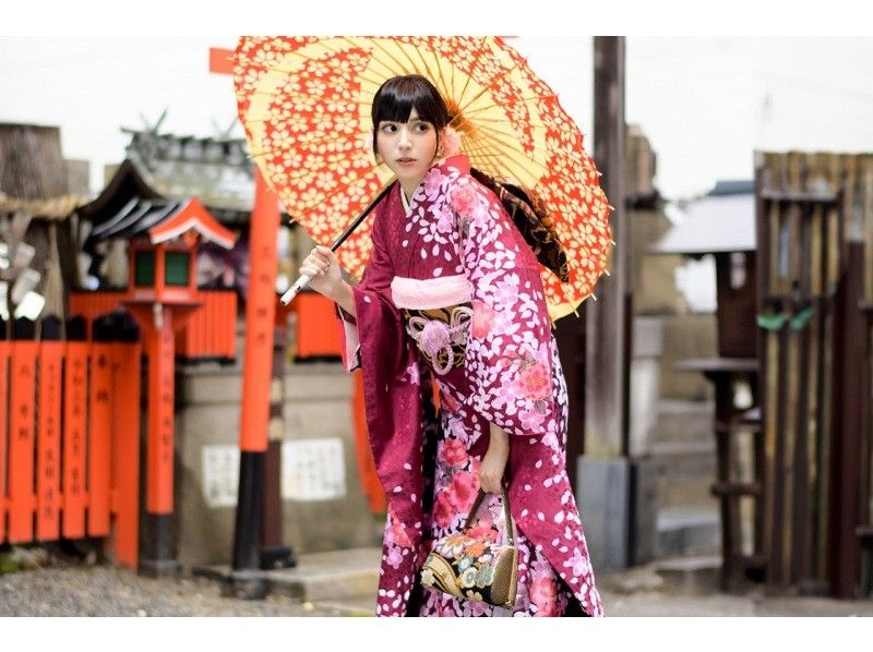 【 Osaka / Shinsaibashi】Kimono photo at Shinto shrinesの紹介画像