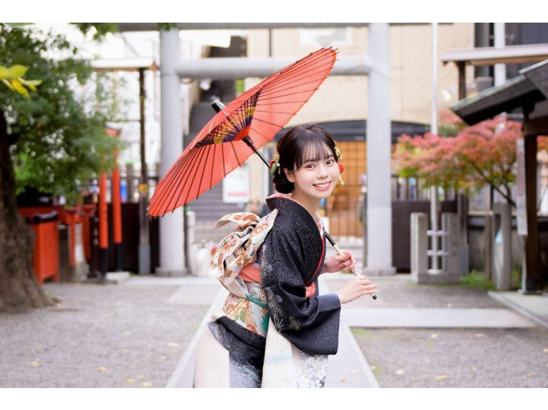 【 Osaka / Shinsaibashi】Kimono photo in Shinto shrinesの紹介画像