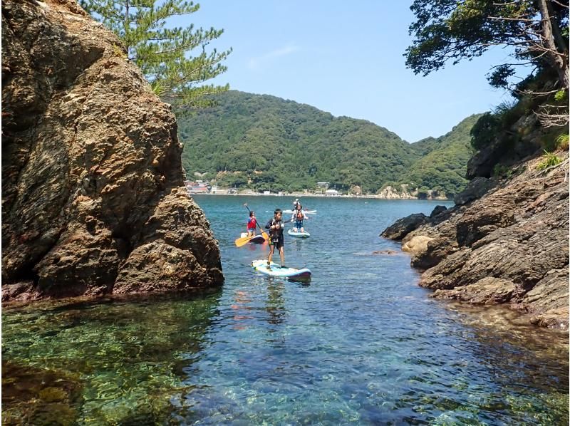 【若狭・常神半島】秋のチルSUPツアー《海面に映る空や紅葉のリフレクションを眺めよう！》の紹介画像