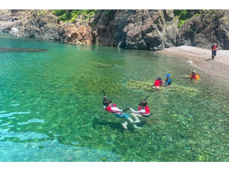 【若狭・常神半島】青の洞窟 SUPツアー《1日限定4組》《青の洞窟でSUP＆シュノーケリングを満喫！》の紹介画像