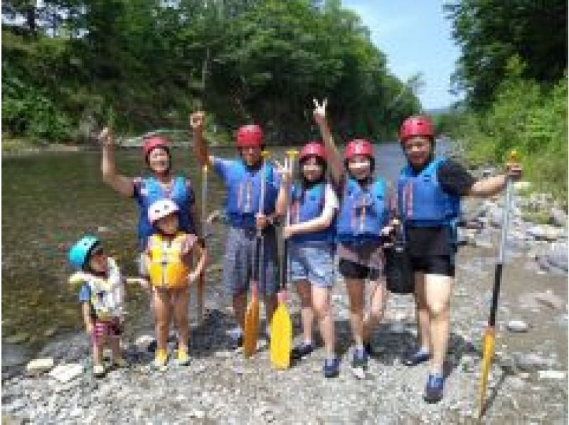 [Hokkaido, Minamifurano] Sorachi River Kids Rafting ♪ Free photo data! OK for ages 3 and up!の紹介画像