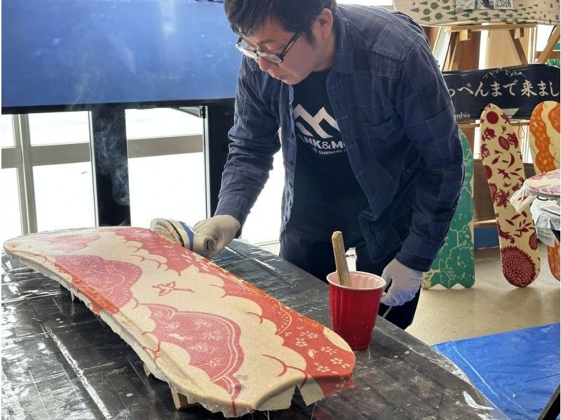 [Yamagata Prefecture, Nagai] Utilizing thinned wood! Arcadia snowboard making workshop at Nogawa Manabikanの紹介画像