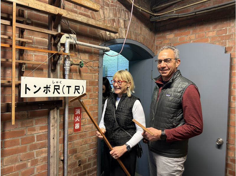 【東京・王子】歴史ある重要文化財の酒蔵を見学、音無川で桜鑑賞、飛鳥山のレストランで唎酒ランチ、オリジナル酒枡のお土産付き！の紹介画像