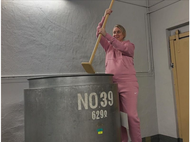 【東京・王子】歴史ある重要文化財の酒蔵を見学、音無川で桜鑑賞、飛鳥山のレストランで唎酒ランチ、オリジナル酒枡のお土産付き！の紹介画像