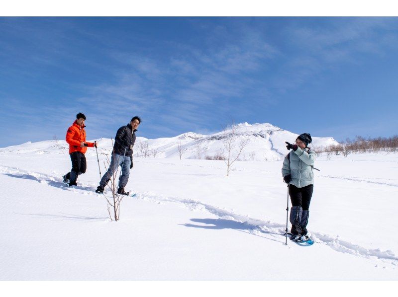 【北海道・富良野】初心者歓迎！スノーシューでしか行けない大雪山の秘境体験＆温泉の癒しの紹介画像