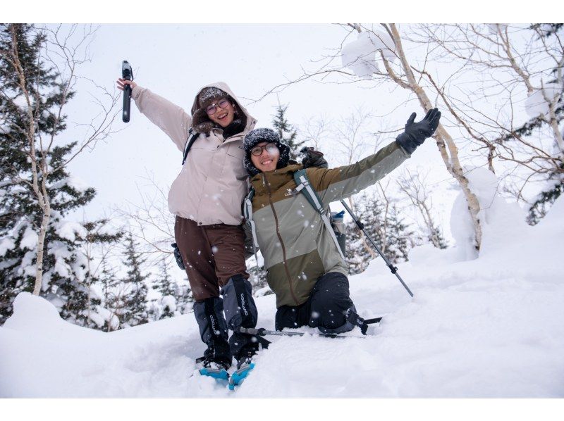 【北海道・富良野】初心者歓迎！スノーシューハイキングツアー！大雪山の秘境体験＆温泉の癒しの紹介画像