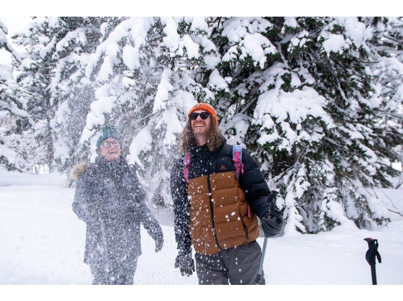 【北海道・富良野】初心者歓迎！スノーシューハイキングツアー！大雪山の秘境体験＆温泉の癒しの紹介画像