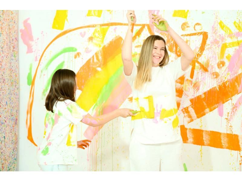 [Ota Ward, Tokyo] Wall painting and kanji experience with paints ~ Play with your kids! Professional photographer includedの紹介画像