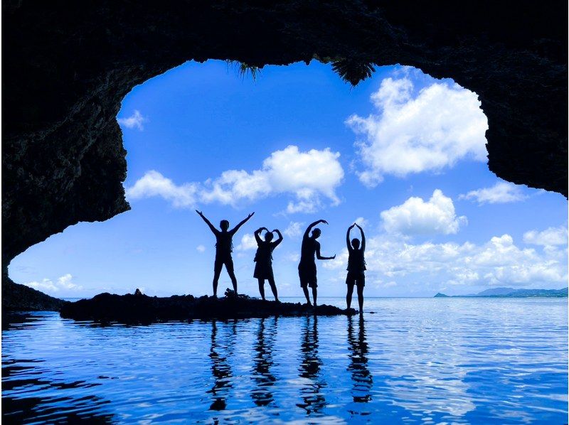 ★ウミガメ保証あり【石垣島/当日予約OK】大人気ウミガメ大捜索シュノーケル！お子様からご年配の方までしっかりサポート/撮影データ無料約2時間の紹介画像