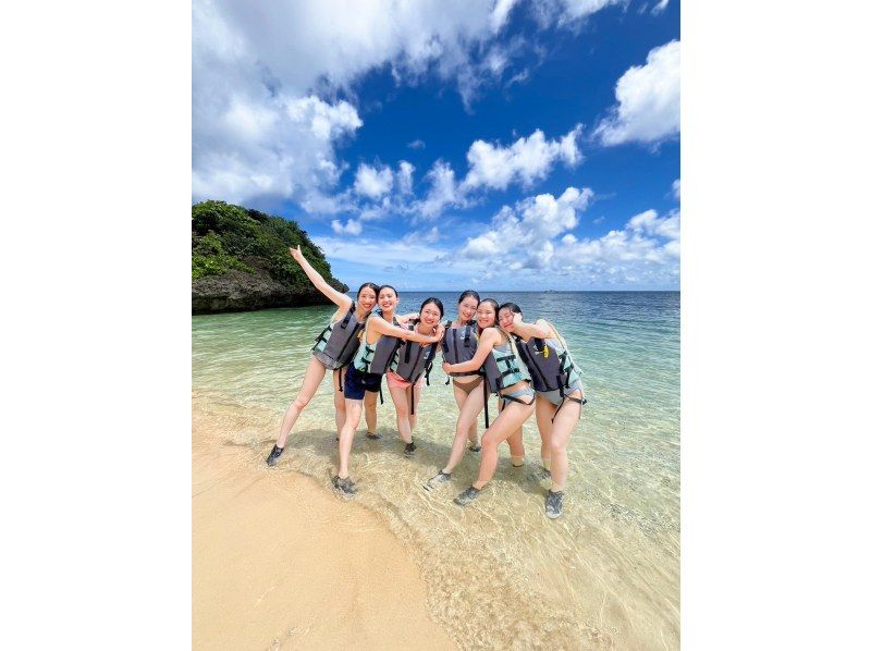 ★ウミガメ保証あり【石垣島/当日予約OK】大人気ウミガメ大捜索シュノーケル！お子様からご年配の方までしっかりサポート/撮影データ無料約2時間の紹介画像