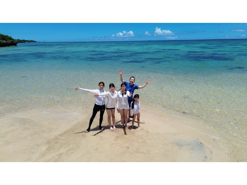 【川平クリアSUP➕青の洞窟ウミガメ遭遇率99.9%シュノーケル】➕『癒しの滝』川平湾4Kドローン＆ゴープロ撮影データ無料！少人数制！の紹介画像