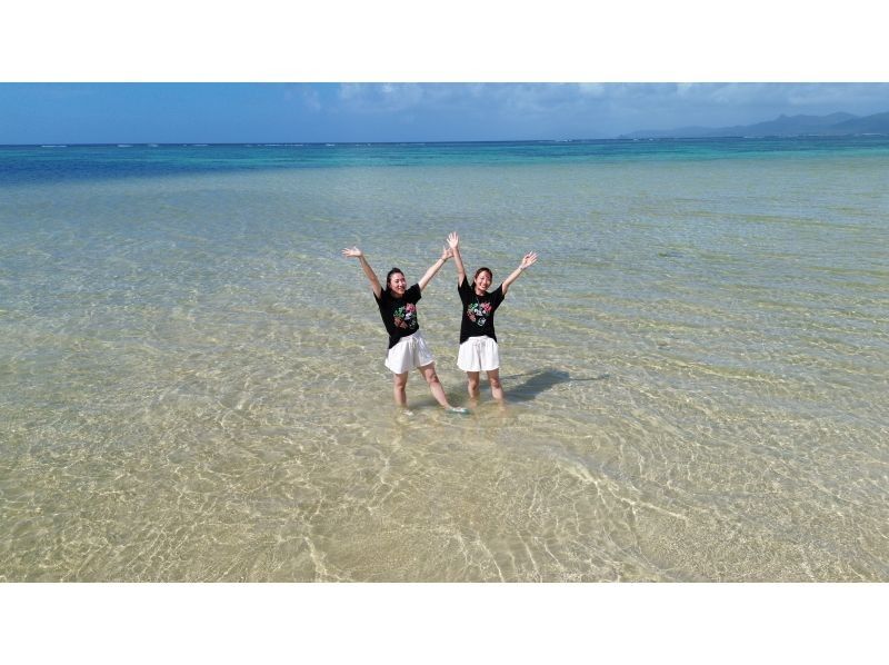 【川平クリアSUP➕青の洞窟ウミガメ遭遇率99.9%シュノーケル】➕『癒しの滝』川平湾4Kドローン＆ゴープロ撮影データ無料！少人数制！の紹介画像