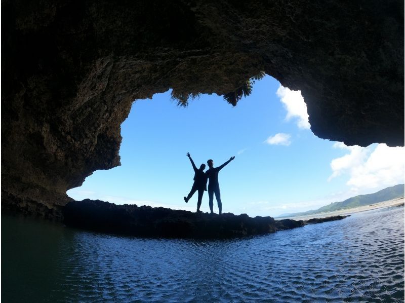 【石垣島1日】『川平クリアサップ‼️』✖️『青の洞窟ウミガメシュノーケル‼️』高画質ドローン＆一眼レフ撮影データ無料！ゴープロレンタル有の紹介画像