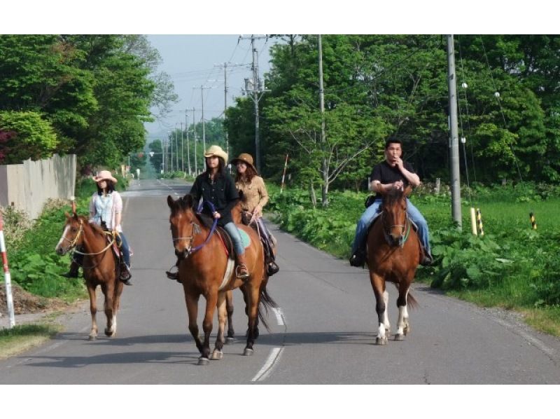 【北海道・登別】ホーストレッキング夏季外乗コース（70～90分）の紹介画像